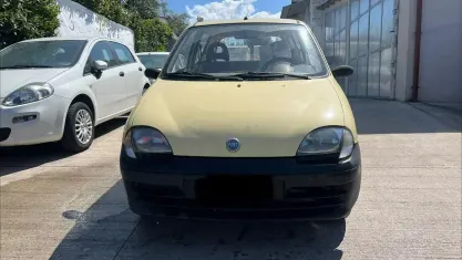Usata Fiat 600 54 CV (39 kW) 2005 Giallo Utilitaria