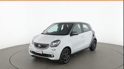 Usata Smart ForFour Basis 90 CV (66 kW) 2018 Bianco Utilitaria