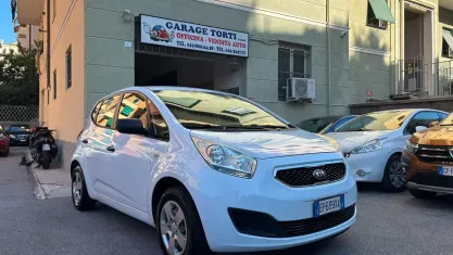 Usata Kia Venga 90 CV (66 kW) 2013 Bianco Utilitaria