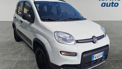 Bianco Usata 2019 Fiat Panda 4x4 Due volumi | 11.850 € (Buon prezzo)