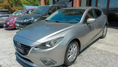Usata Mazda 3 Exceed 105 CV (77 kW) 2016 Grigio Berlina