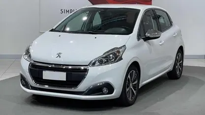 Usata Peugeot 208 Allure 101 CV (74 kW) 2017 Utilitaria