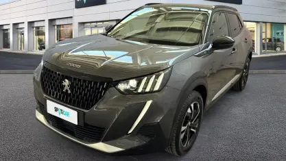 Usata Peugeot 2008 GT 131 CV (96 kW) 2023 SUV