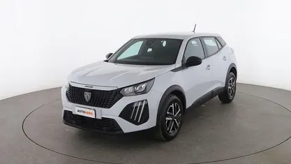 Bianco Usata 2023 Peugeot 2008 Active SUV | 18.499 € (Buon prezzo)