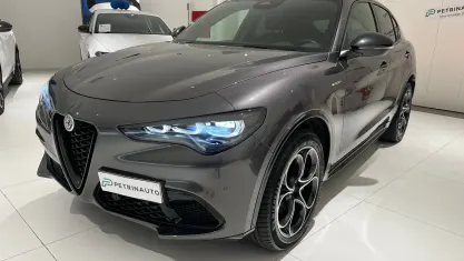 Usata Alfa Romeo Stelvio 209 CV (153 kW) 2024 Grigio SUV
