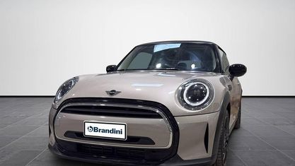 Usata Mini Cooper Classic 136 CV (100 kW) 2023 Beige Utilitaria