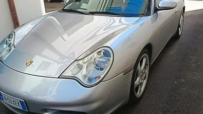 Usata Porsche 911 Carrera Cabriolet 320 CV (235 kW) 2002 Cabrio
