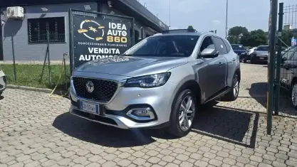 Usata MG HS Comfort 162 CV (119 kW) 2023 Argento SUV