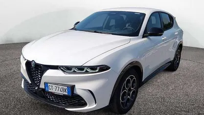 Bianco Usata 2024 Alfa Romeo Tonale Sprint SUV | 28.900 € (Buon prezzo)