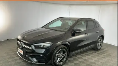 Usata Mercedes GLA200 AMG line 150 CV (110 kW) 2024 Nero SUV