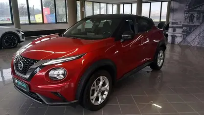 Rosso Usata 2020 Nissan Juke N-Connecta SUV | 15.900 € (Buon prezzo)