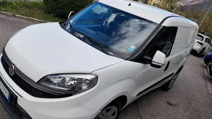 Usata Fiat Doblò 105 CV (77 kW) 2018 Bianco Monovolume