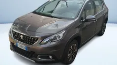 Grigio Usata 2019 Peugeot 2008 Style SUV | 13.300 € (Buon prezzo)