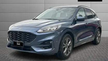 Usata Ford Kuga ST-Line 120 CV (88 kW) 2022 Nero metallizzato SUV