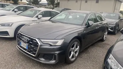 Grigio Usata 2023 Audi A6 | 56.900 € (Buon prezzo)