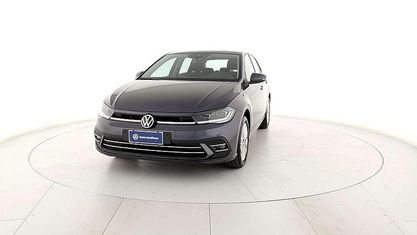 Usado VW Polo Style 95 CV (69 kW) 2024 Gris Berlina