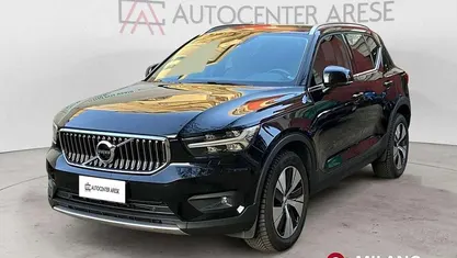 Nero metallizzato Usata 2021 Volvo XC40 Inscription SUV | 24.900 € (Buon prezzo)
