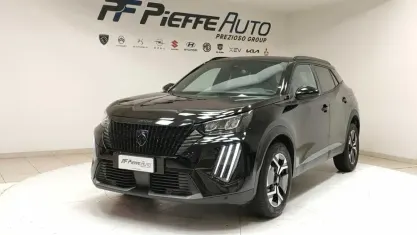Usata Peugeot 2008 Allure 102 CV (75 kW) 2025 Nero SUV