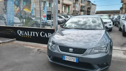 Usata Seat Leon 105 CV (77 kW) 2015 Grigio Berlina