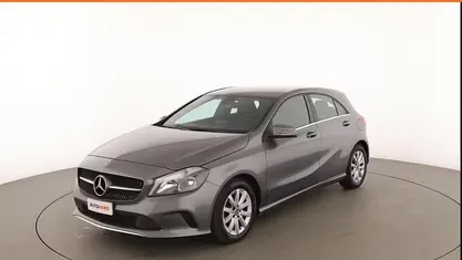 Occasion Mercedes A160 Business 102 ch (75 kW) 2018 Gris Berline
