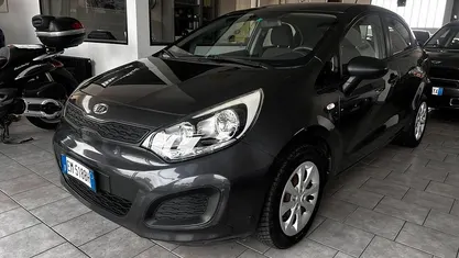 Usata Kia Rio EX 90 CV (66 kW) 2012 Berlina
