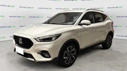 Usata MG ZS Luxury 111 CV (81 kW) 2023 Bianco SUV
