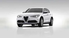 Usata 2017 Alfa Romeo Stelvio Executive SUV | 22.500 € (Buon prezzo)