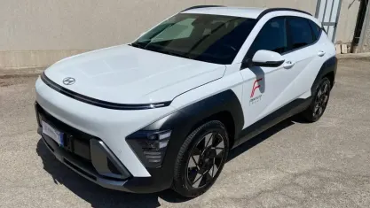 Usata Hyundai Kona 141 CV (103 kW) 2025 Bianco SUV