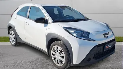 Usata Toyota Aygo X Active 72 CV (52 kW) 2025 SUV