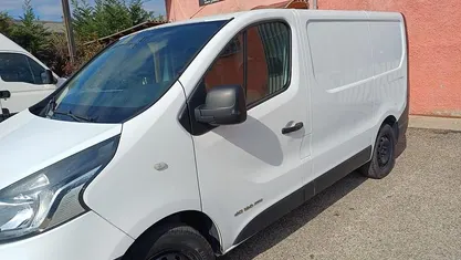 Usata Renault Trafic 120 CV (88 kW) 2015 Monovolume