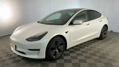 Usata Tesla Model 3 258 kW (351 CV) 2022 Bianco Berlina