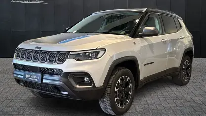Usata Jeep Compass Trailhawk 241 CV (177 kW) 2021 Grigio SUV