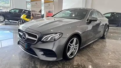 Usata Mercedes E220 Premium Plus 194 CV (142 kW) 2019 Coupé