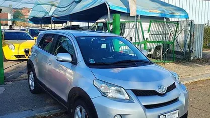 Grigio Usata 2009 Toyota Urban Cruiser Luxury SUV | 4900 € (Ottimo prezzo)