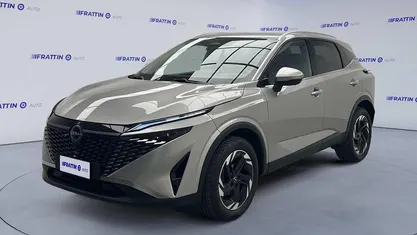 Begagnad Nissan Qashqai N-Connecta 163 HK (119 kW) 2023 Grå SUV
