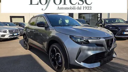 Ny Alfa Romeo Junior Edizione Speciale 145 HK (106 kW) 2025 Grå SUV