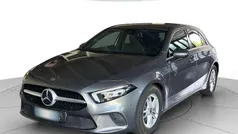 Grigio Usata 2019 Mercedes A180 Business Tre volumi | 21.900 € (Cara)