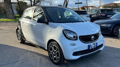 Usata Smart ForFour Electric Drive Passion 60 kW (82 CV) 2019 Berlina
