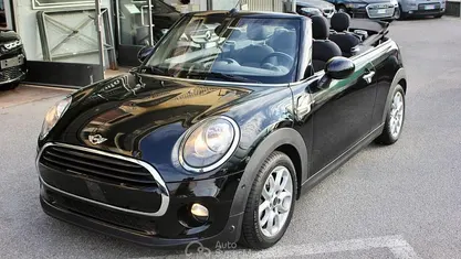 Usata Mini Cooper S Cabriolet Sport 136 CV (100 kW) 2017 Cabrio