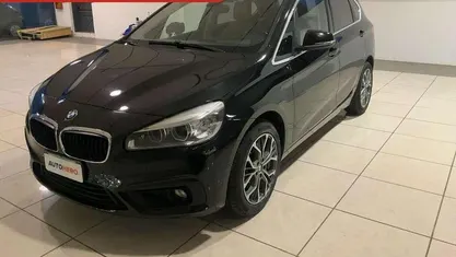 Usata BMW 216 Active Tourer Advantage 116 CV (85 kW) 2016 Nero Monovolume