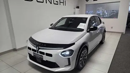 Usata Lancia Ypsilon 101 CV (74 kW) 2025 Marmo Utilitaria