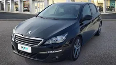 Usata 2016 Peugeot 308 Business-Line Tre volumi | 10.500 € (Buon prezzo)