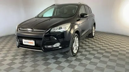 Usata Ford Kuga Titanium 150 CV (110 kW) 2016 Nero SUV