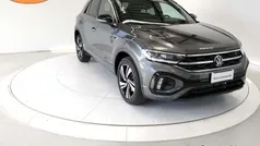 Grigio scuro Nuova 2025 VW T-Roc R-line Plus SUV | 35.900 € (Buon prezzo)