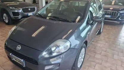Usata Fiat Punto Street 75 CV (55 kW) 2013 Grigio Utilitaria