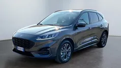 Magnetic grey Usata 2023 Ford Kuga ST-Line SUV | 26.900 € (Buon prezzo)