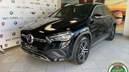 Usata Mercedes GLA200 Business 150 CV (110 kW) 2020 Nero SUV