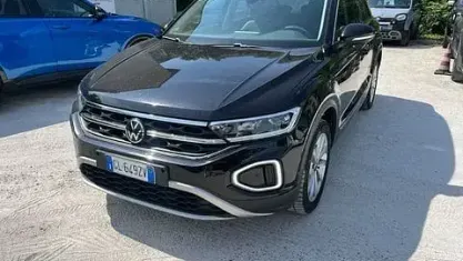 Usata VW T-Roc Style 150 CV (110 kW) 2022 Nero SUV