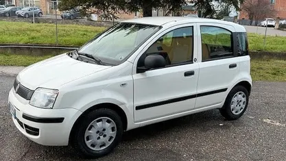 Bianco Usata 2011 Fiat Panda Tre volumi | 6200 € (Buon prezzo)