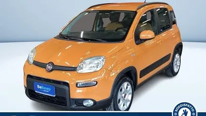 Arancione metallizzato Usata 2013 Fiat Panda Trekking Due volumi | 7000 € (Buon prezzo)